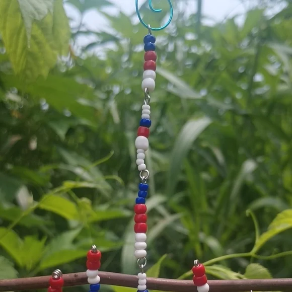 Patriotic Spider Ornament - Picture 3 of 6